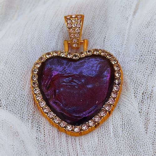 Purple Heart Pendant in Gold